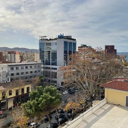 Daire Sun Tower-center Of *